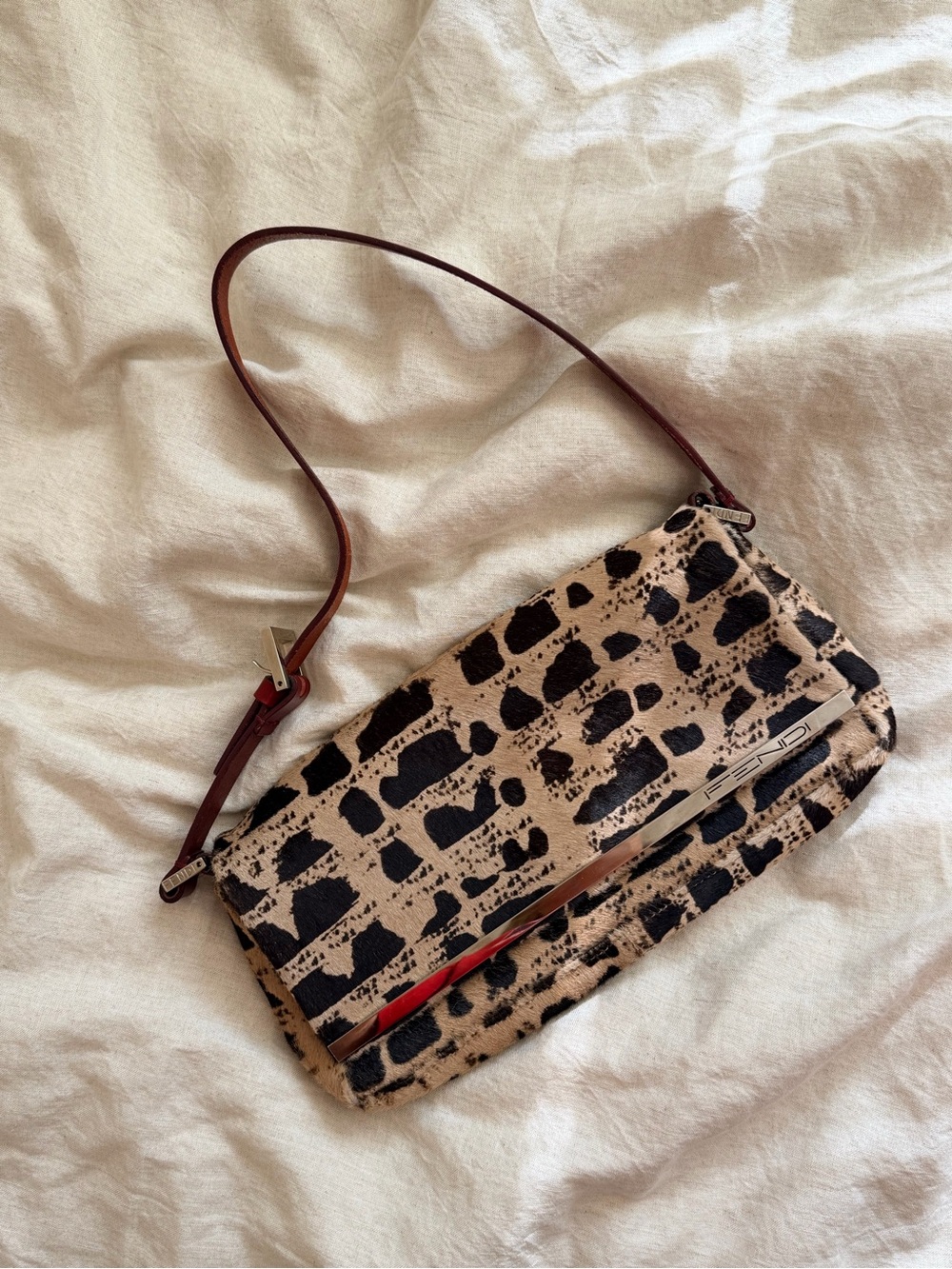 PRICE FIRM 🌟Fendi Vintage Ponyhair baguette shoulder bag